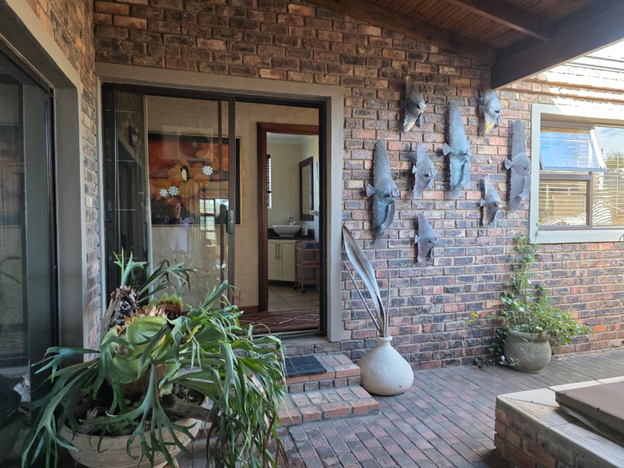 3 Bedroom Property for Sale in Riversbend Eastern Cape